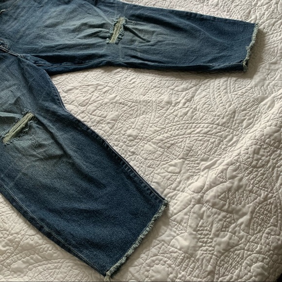 Mom Jeans - Picture 3 of 6